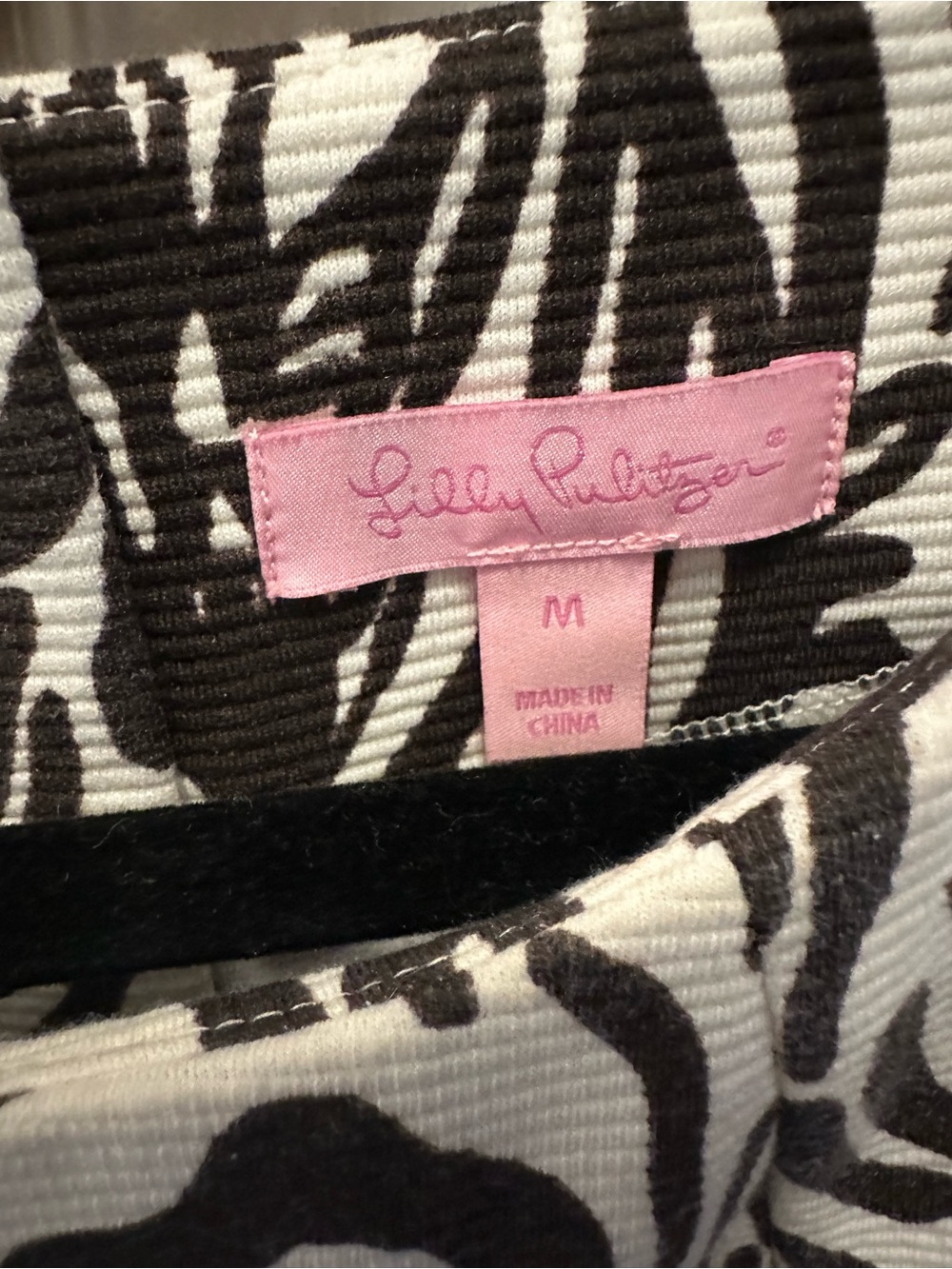 Lilly Pulitzer Layton Dress in Cameo White Full Entourage 🦓 - Picture 8 of 10